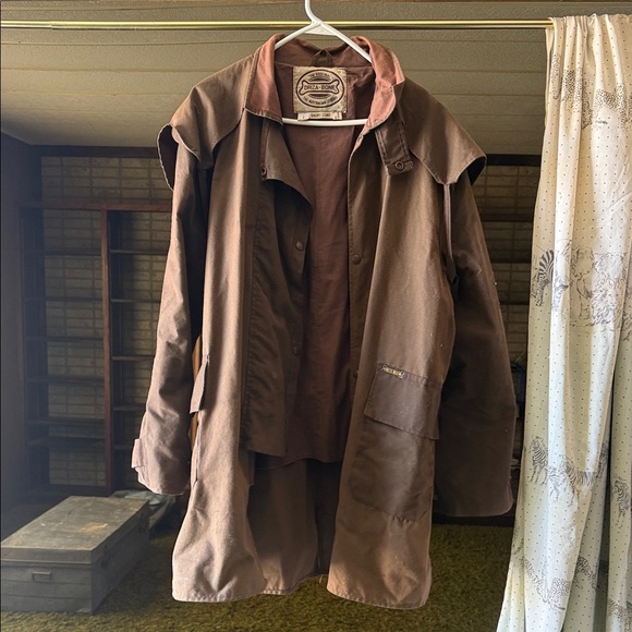 Driza-Bone Chocolate and Mauve Short Coat - Picture 1 of 7